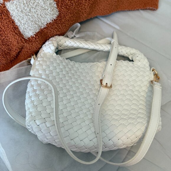 VICI Jessamine Woven Bag  in White - Picture 5 of 7